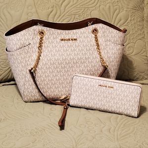 Michael Kors purse and wallet